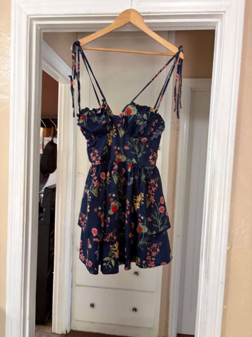 🍎 NWT Cider Navy Floral Ruffle Tie-Back Mini Dress Size Medium 🍓🌷 - Picture 7 of 10